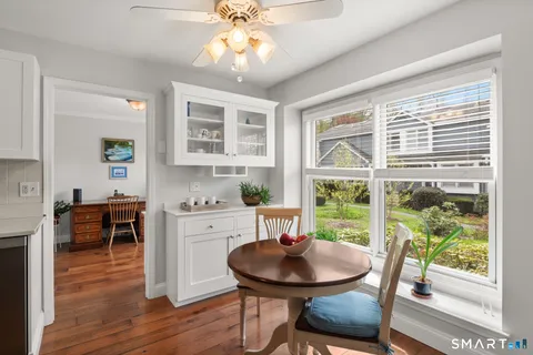 $630,000 | 121 Fawn Ridge Lane, Unit 121, Norwalk, CT 06851