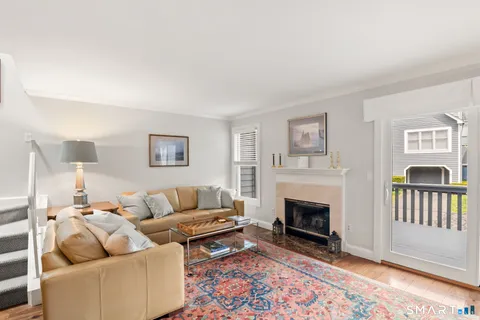 $630,000 | 121 Fawn Ridge Lane, Unit 121, Norwalk, CT 06851