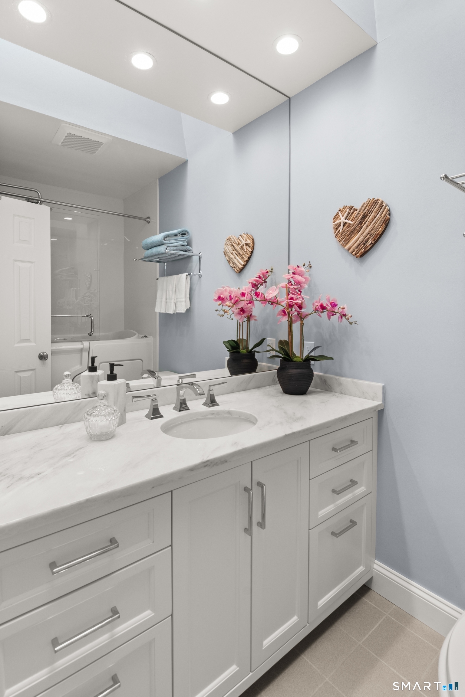 121 Fawn Ridge Lane, Unit 121 Norwalk, CT 06851 - Photo 9 of 19