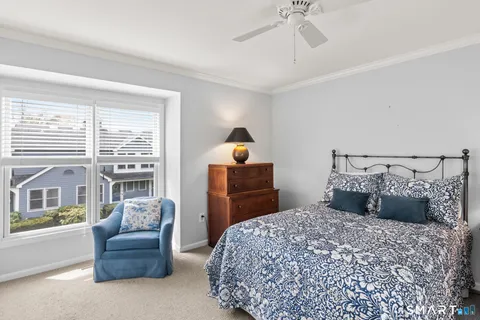 $630,000 | 121 Fawn Ridge Lane, Unit 121, Norwalk, CT 06851