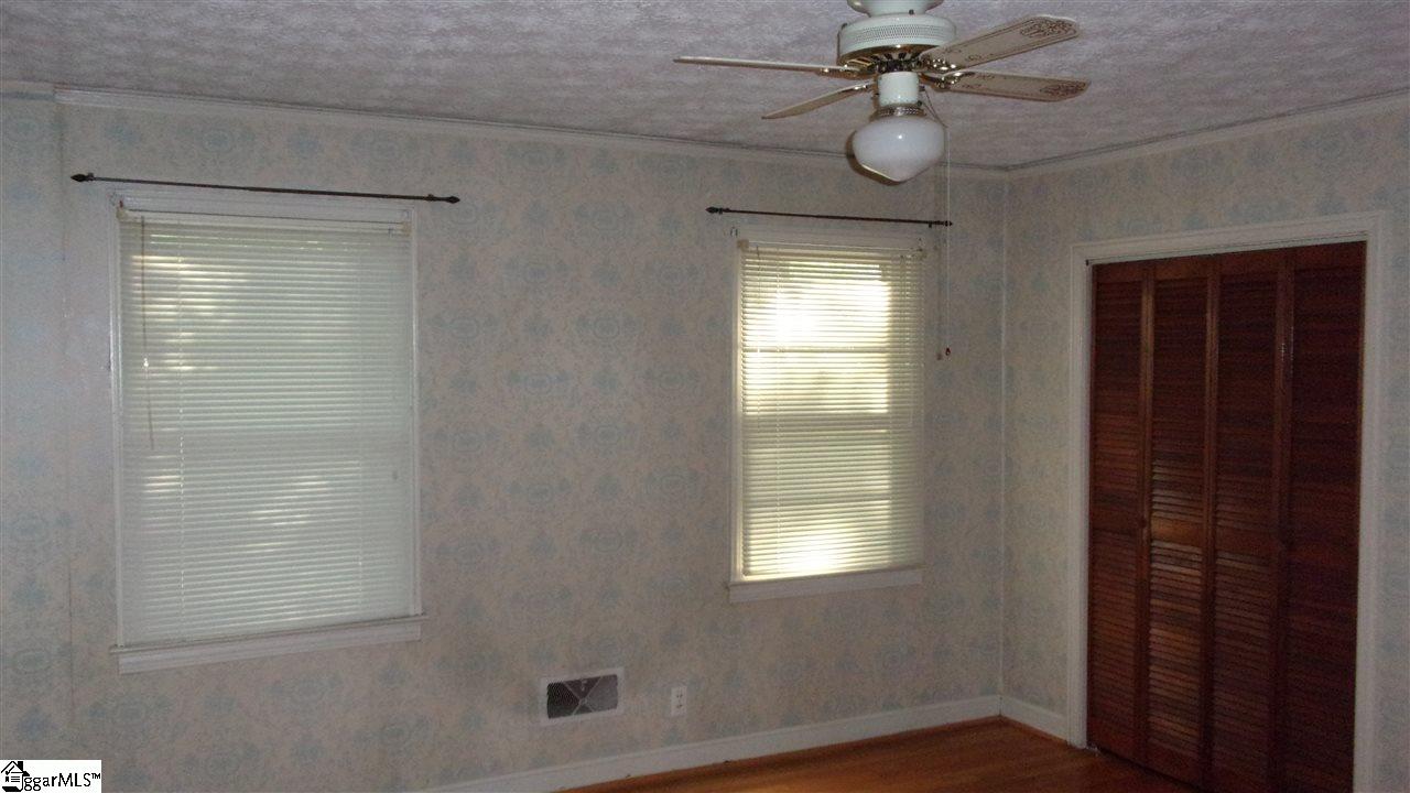 235 Hood Road Greenville, SC 29611 - Photo 13 of 20 Gallery Image 13