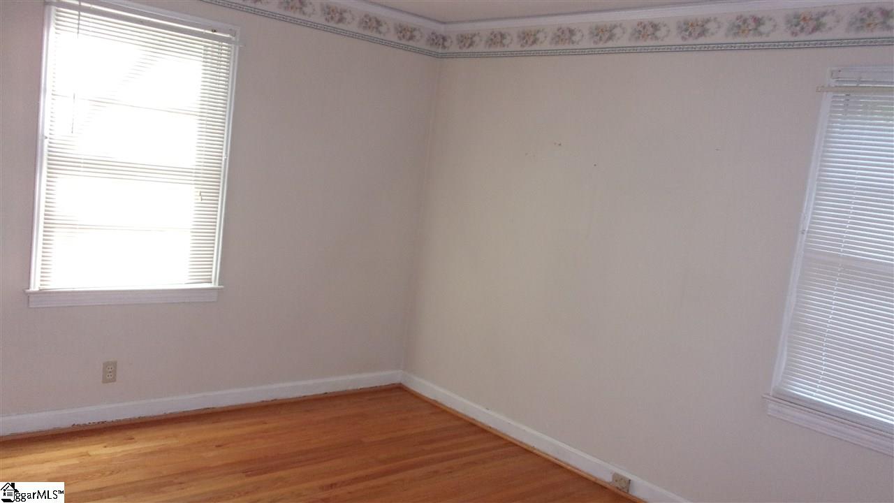 235 Hood Road Greenville, SC 29611 - Photo 14 of 20 Gallery Image 14