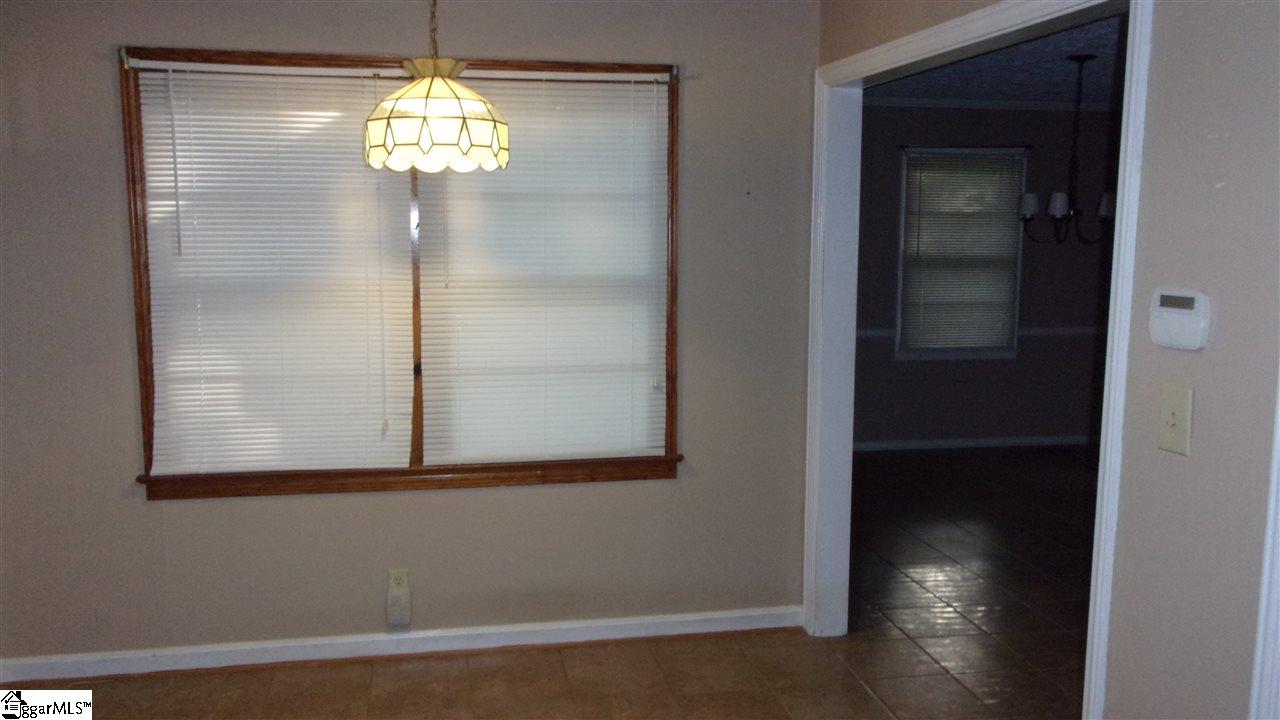 235 Hood Road Greenville, SC 29611 - Photo 9 of 20 Gallery Image 9