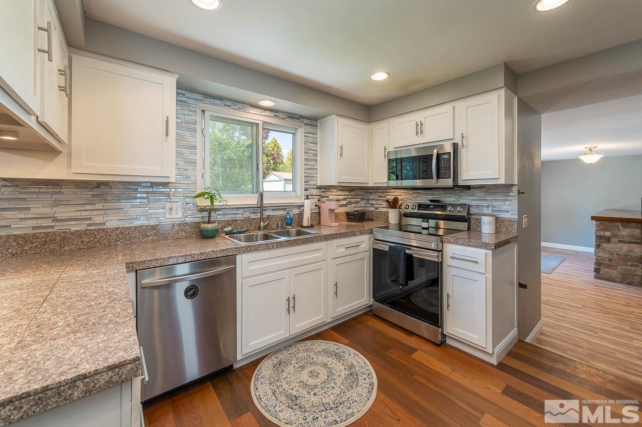 7303 Windmill Drive Reno, NV 89511 - Photo 9 of 26 Photo 9
