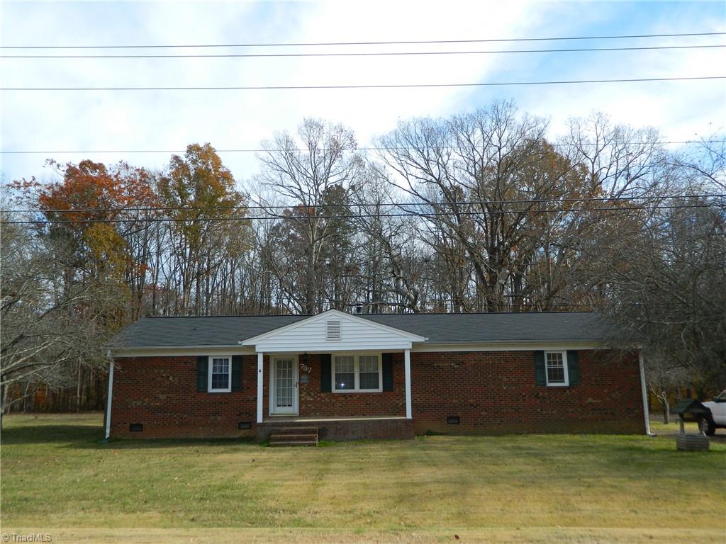 737 Hanner Road Randleman, NC 27317 - Photo 1 of 14 Gallery Image 1