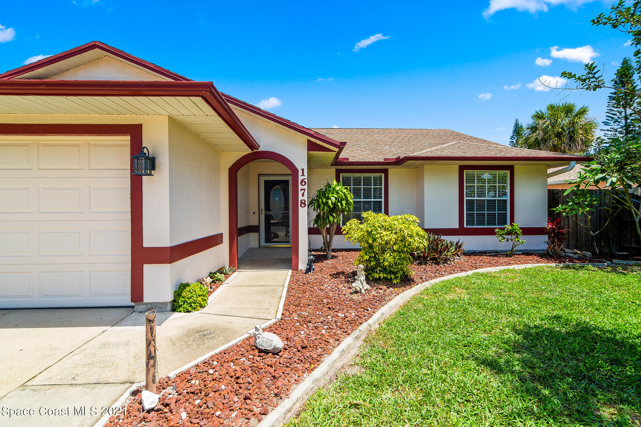 1678 Palm Ridge Rd MLS-5