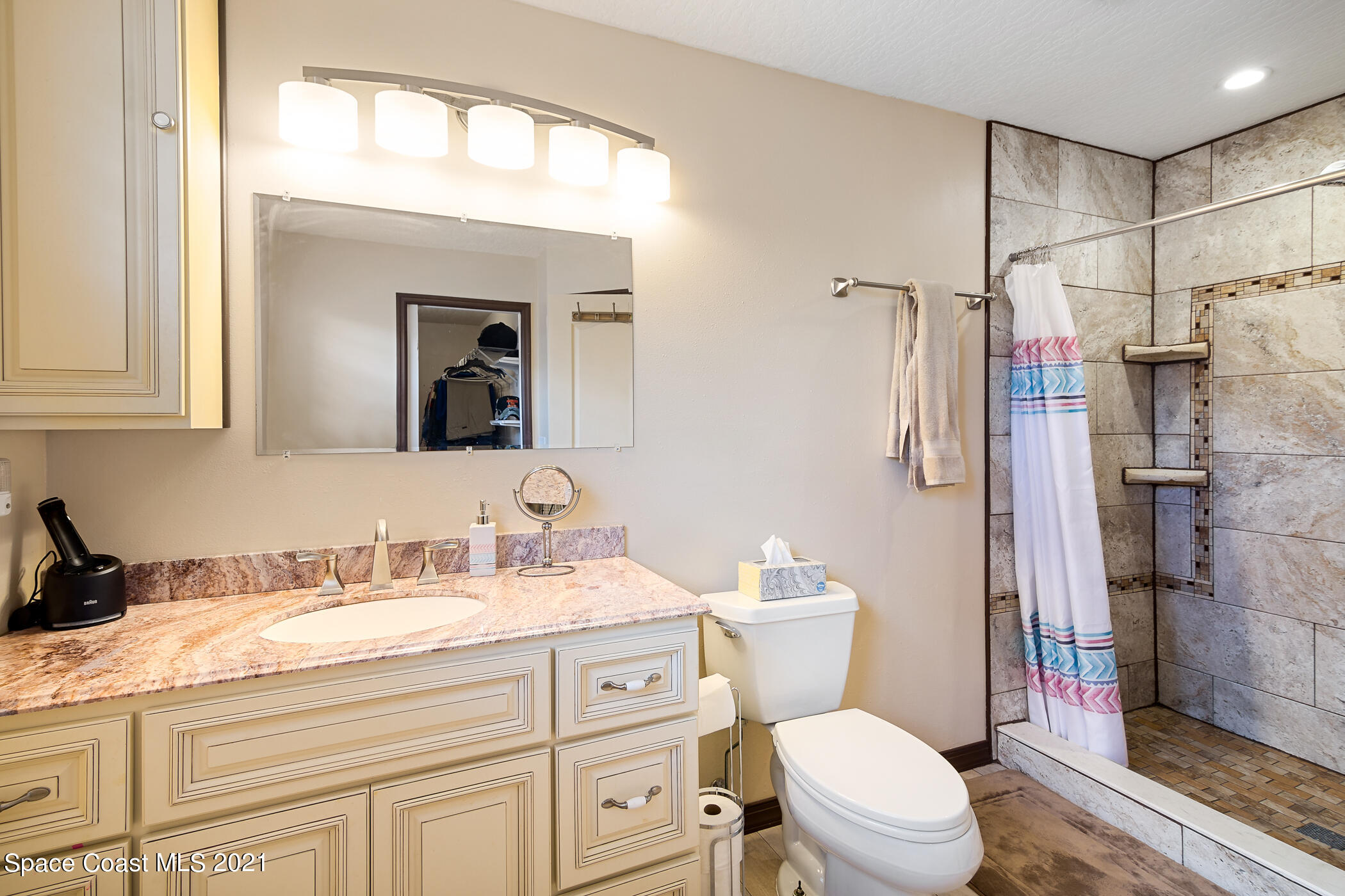 1678 Palm Ridge Road Melbourne, FL 32935 - Photo 14 of 20 1678 Palm Ridge Rd MLS-21