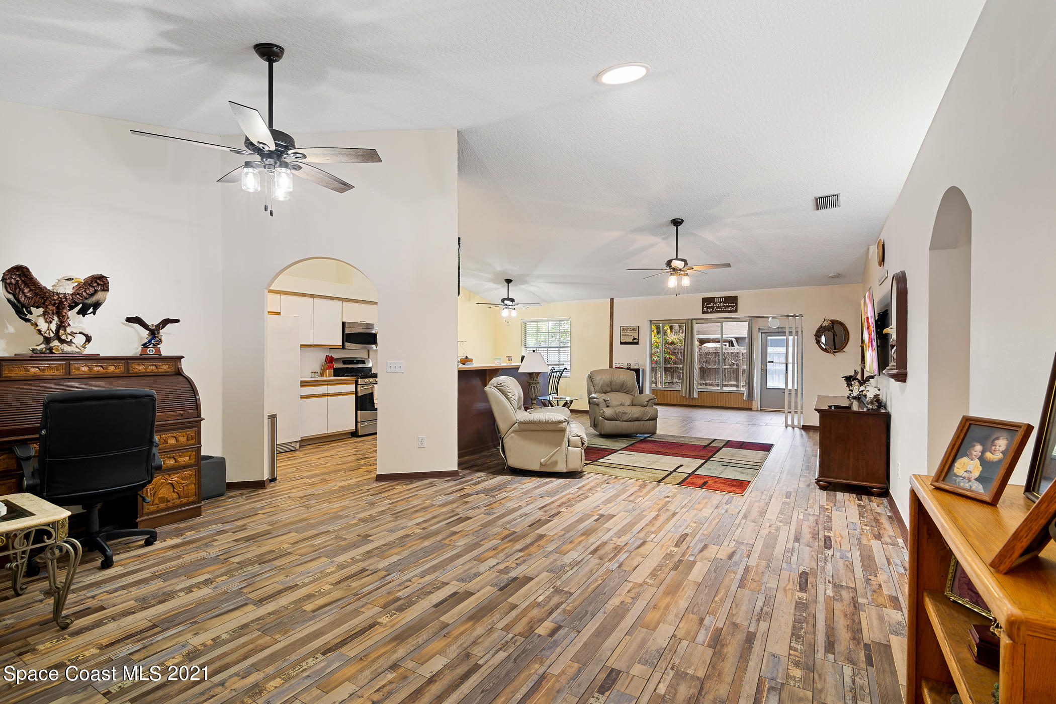 1678 Palm Ridge Rd MLS-6