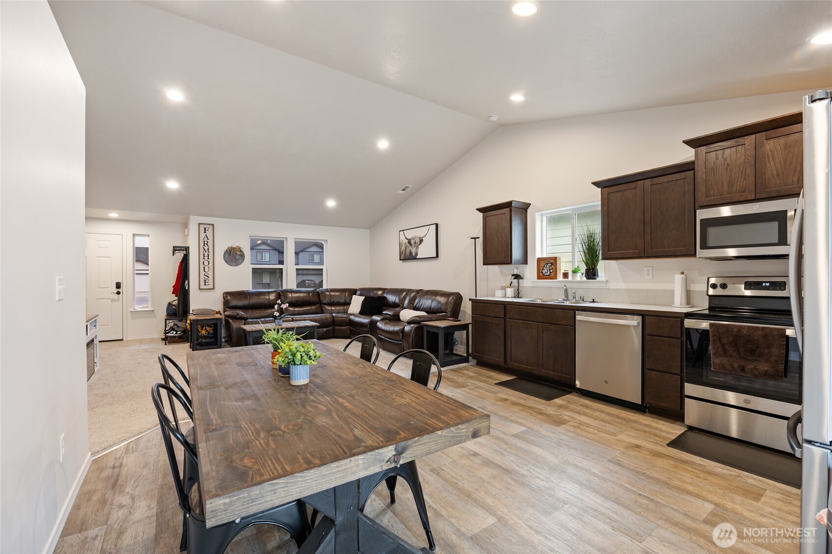 1104 West Maple Drive Moses Lake, WA 98837 - Photo 10 of 34