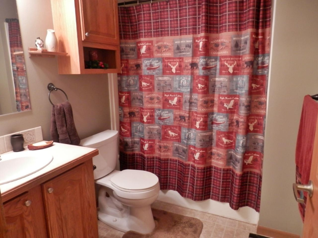 923 North Baker Road Wellston, MI 49689 - Photo 17 of 30 Hall bath
