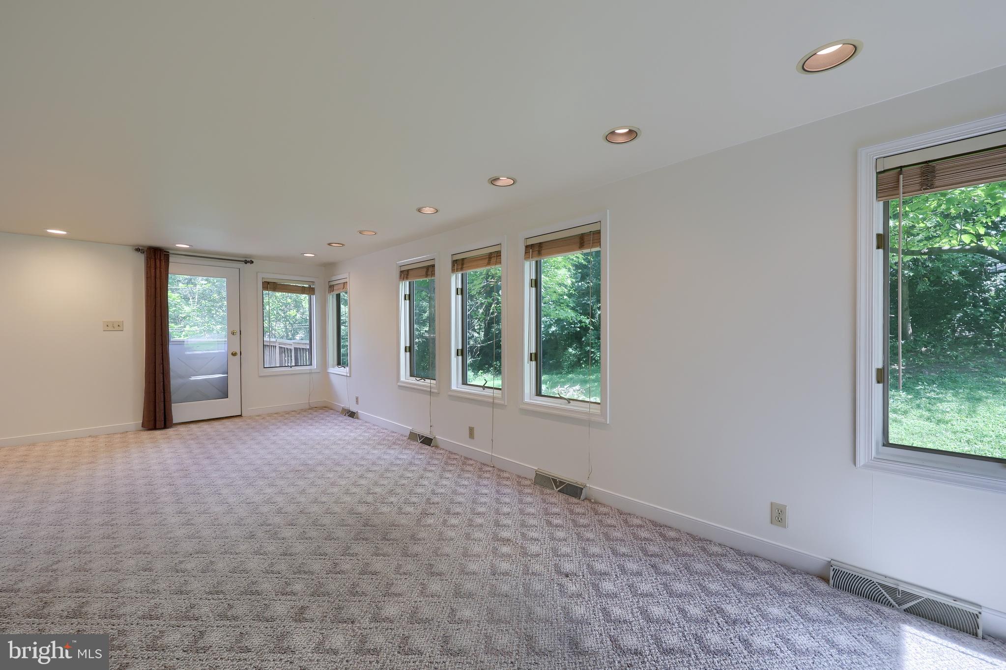1075 Richmond Road Lancaster, PA 17603 - Photo 11 of 71 Gallery Image 11