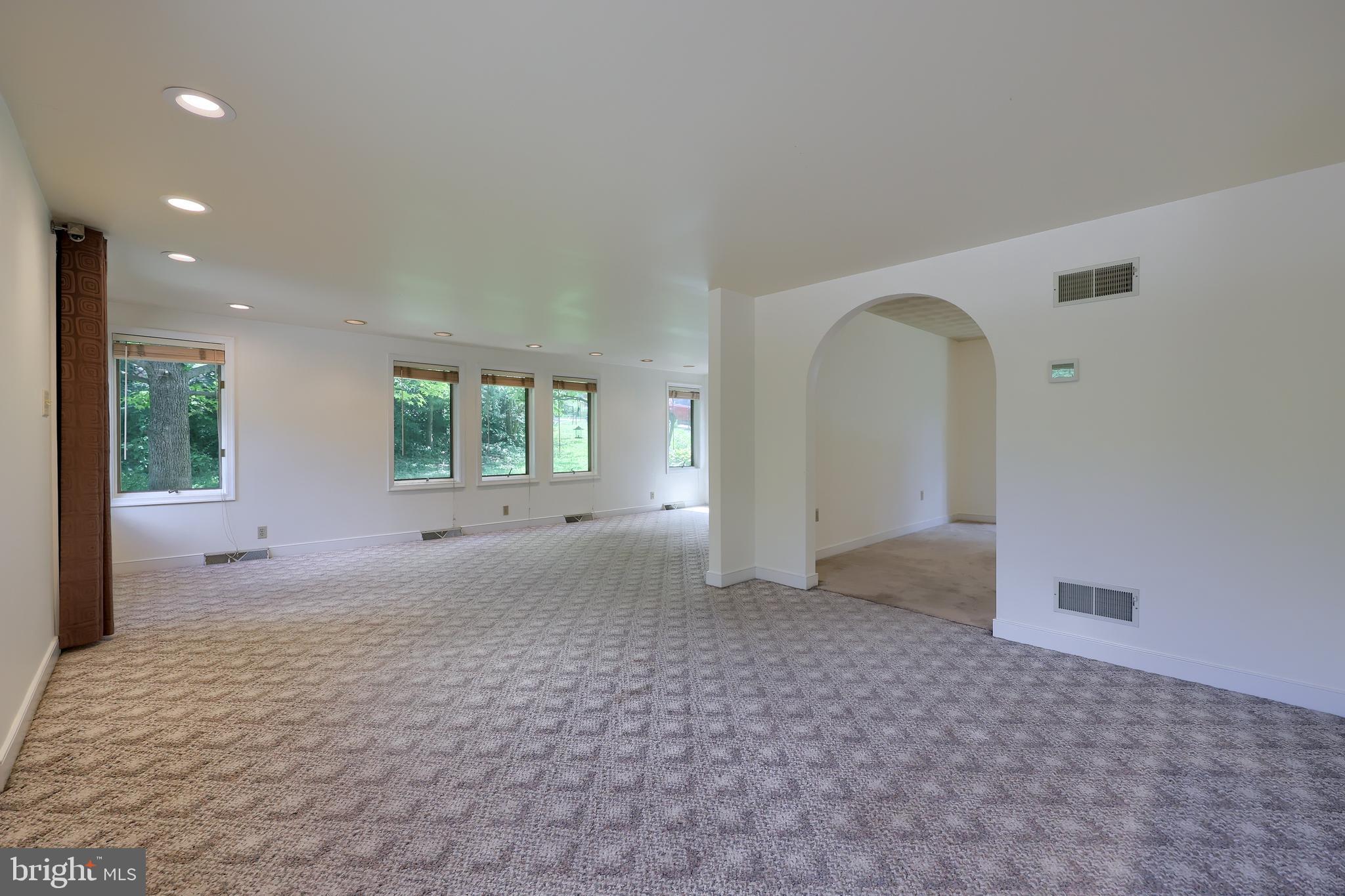 1075 Richmond Road Lancaster, PA 17603 - Photo 8 of 71 Gallery Image 8