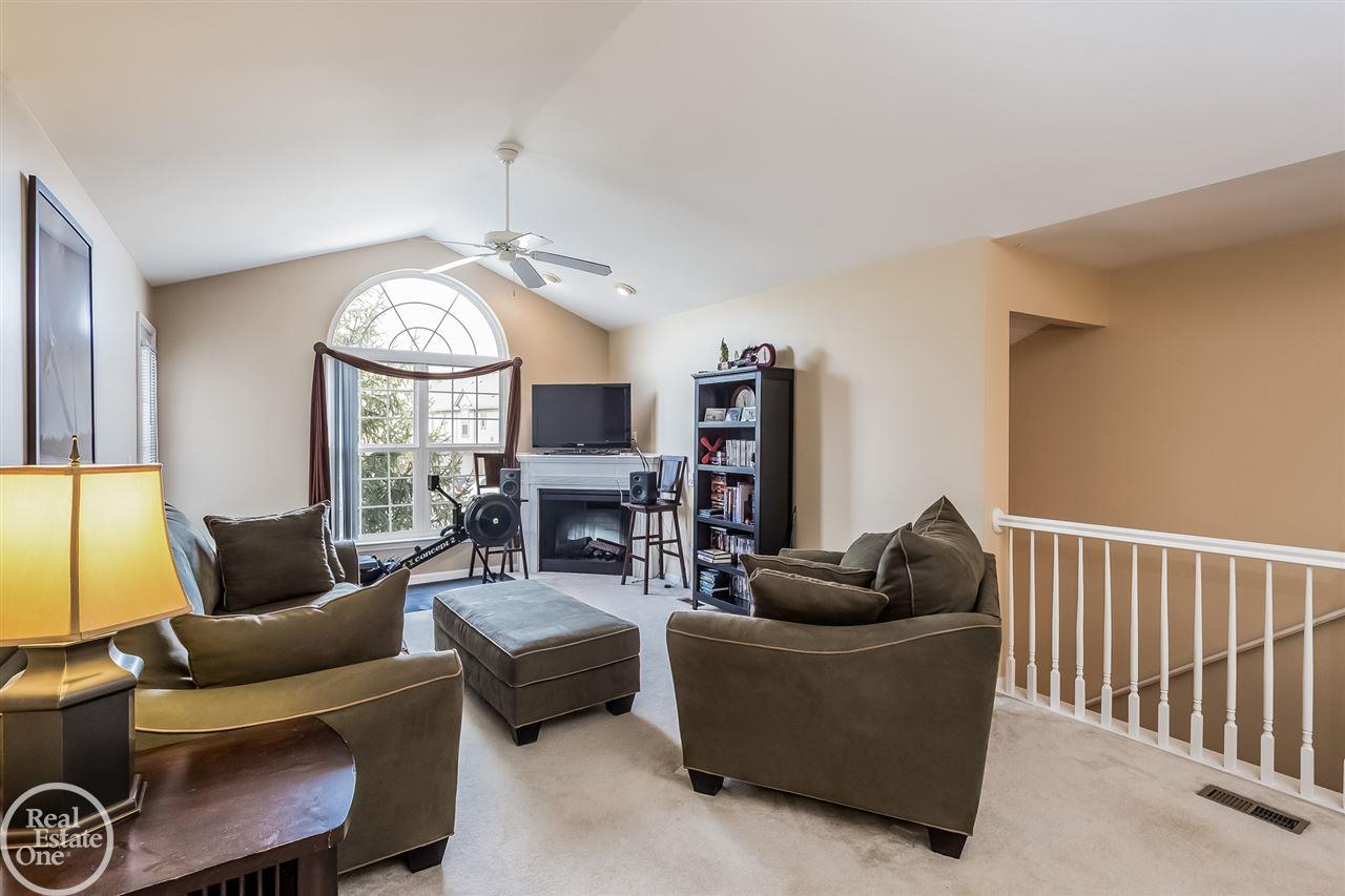 3635 Tremonte Circle Rochester, MI 48306 - Photo 7 of 38