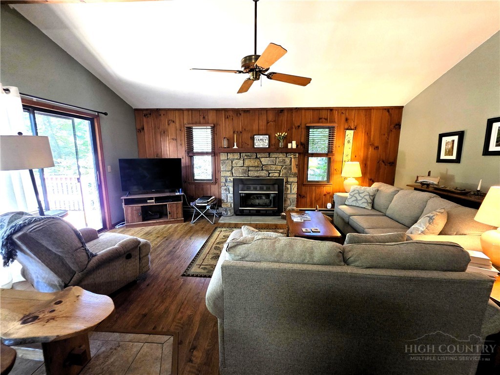 103 Pine View Road Newland, NC 28657 - Photo 5 of 18