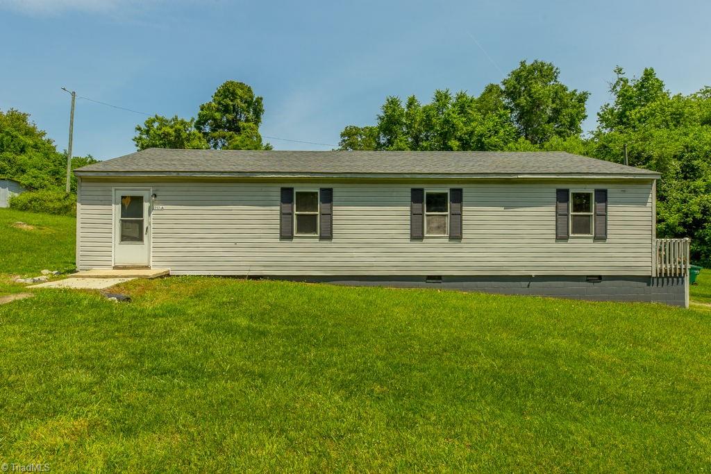 2717 Central Avenue High Point, NC 27260 - Photo 1 of 30