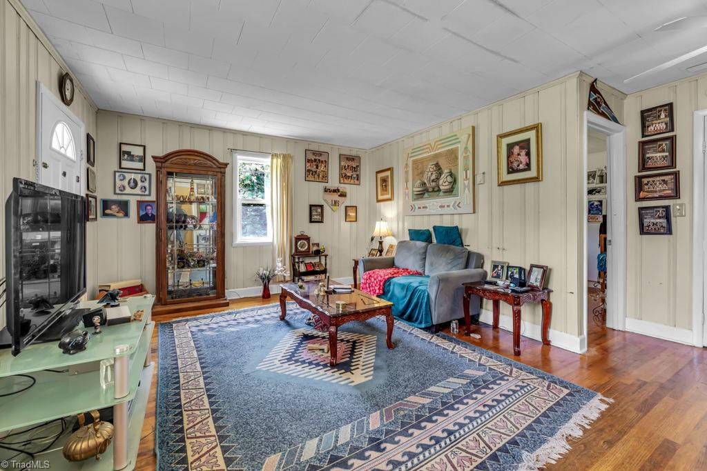 2717 Central Avenue High Point, NC 27260 - Photo 23 of 30