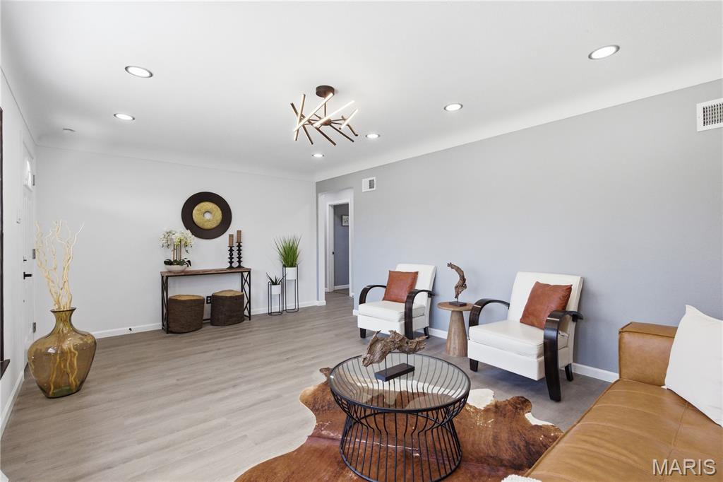 11333 Larimore Road St. Louis, MO 63138 - Photo 7 of 32