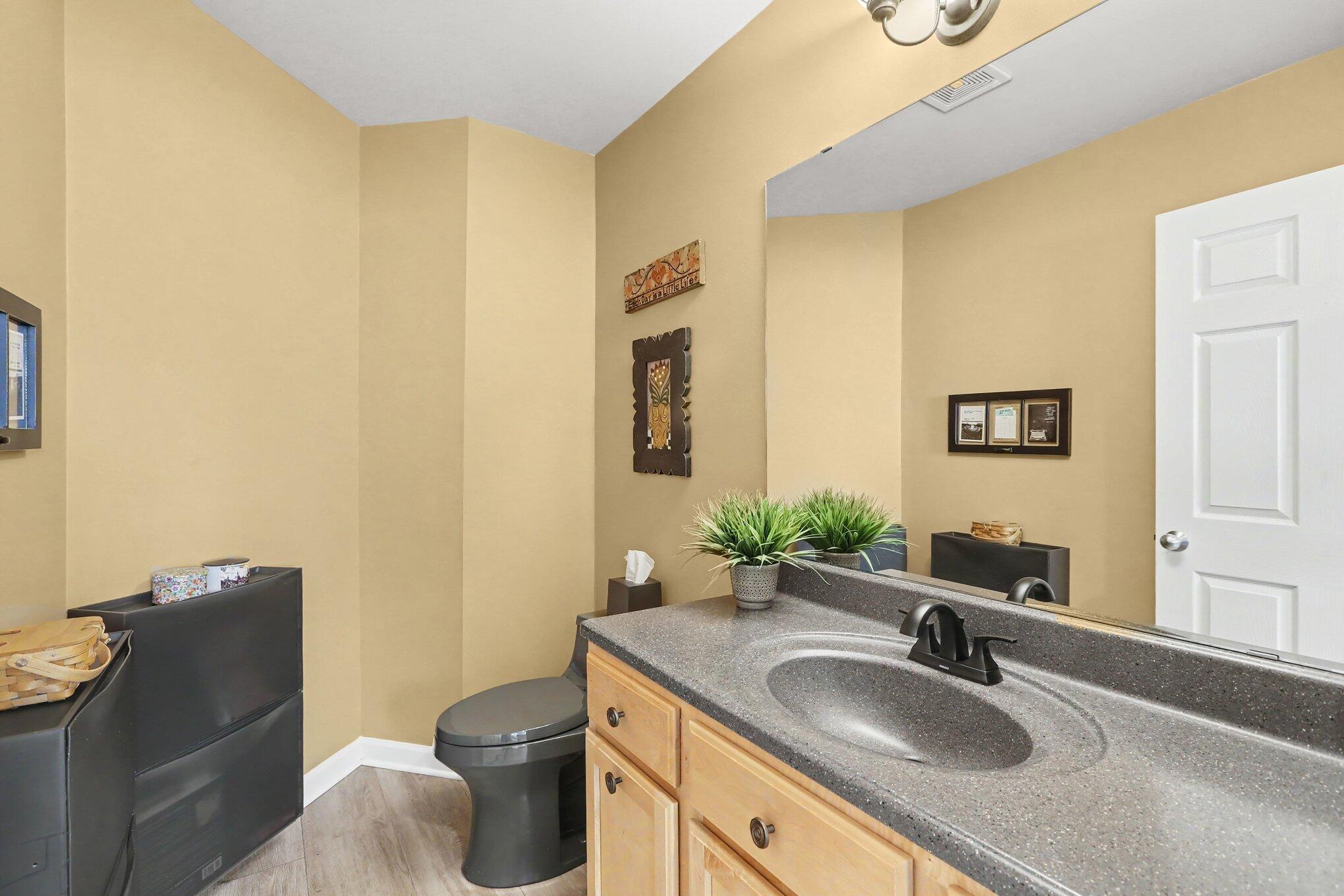 1696 West Ellsworth Road Ann Arbor, MI 48108 - Photo 25 of 37 025_file_5403