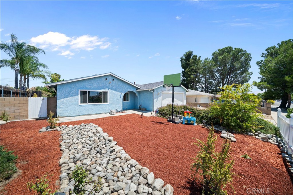 7601 Fennel Road Rancho Cucamonga, CA 91739 - Photo 6 of 38