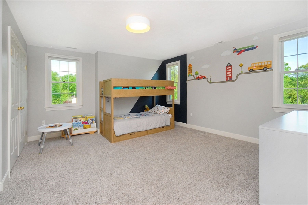 4 Lanes End Road Stow, MA 01775 - Photo 19 of 42