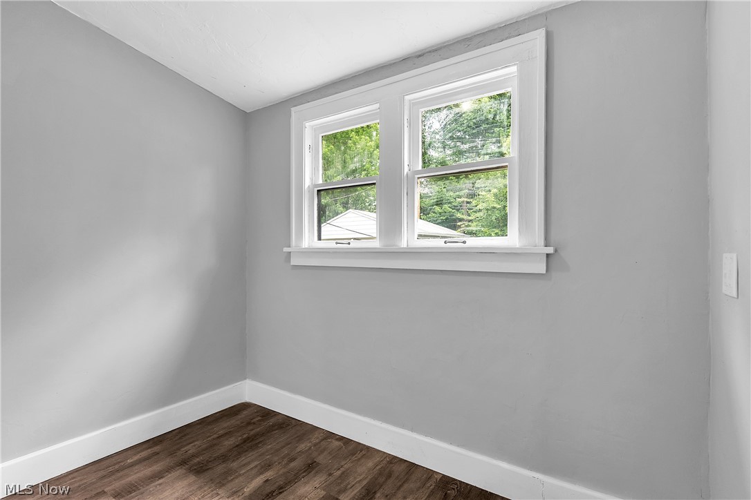 4002 Navahoe Road Cleveland Heights, OH 44121 - Photo 19 of 34