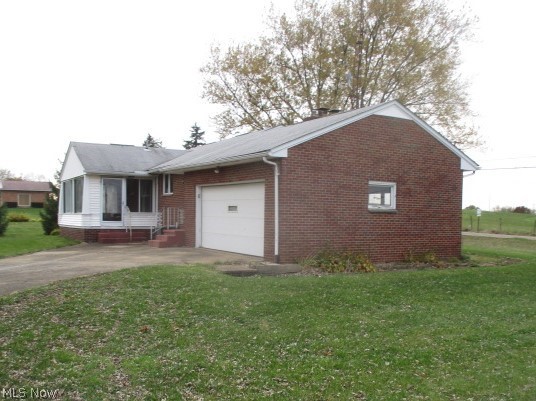5840 Navarre Road Southwest Canton, OH 44706 - Photo 2 of 20 Gallery Image 2