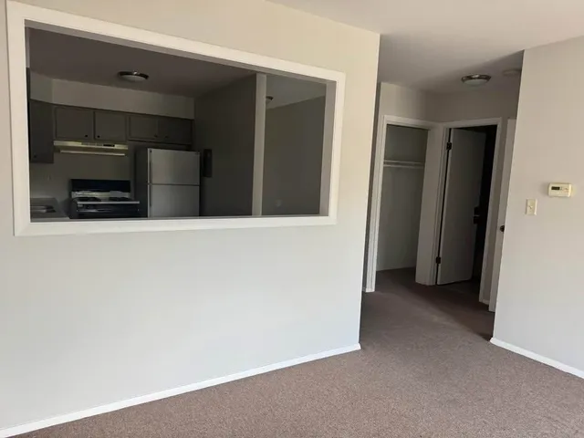 $950 | 3201 Gilbert Avenue, Rockford, IL 61101