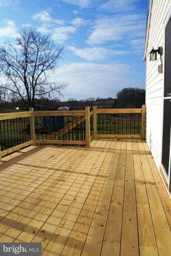13020 Prices Distillery Road Clarksburg, MD 20871 - Photo 25 of 29 Exterior (Rear)