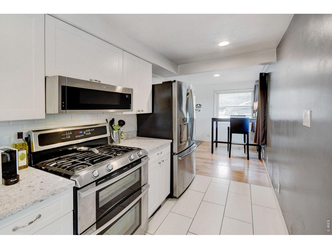 6903 Valmont Road Boulder, CO 80301 - Photo 11 of 47