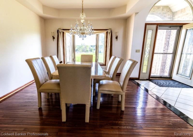 11171 Lapeer Road Davison, MI 48423 - Photo 8 of 42