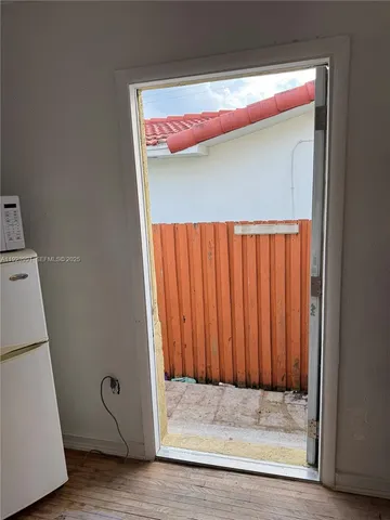 $1,000 | 200 Northwest 63rd Avenue, Unit 1, Miami, FL 33126