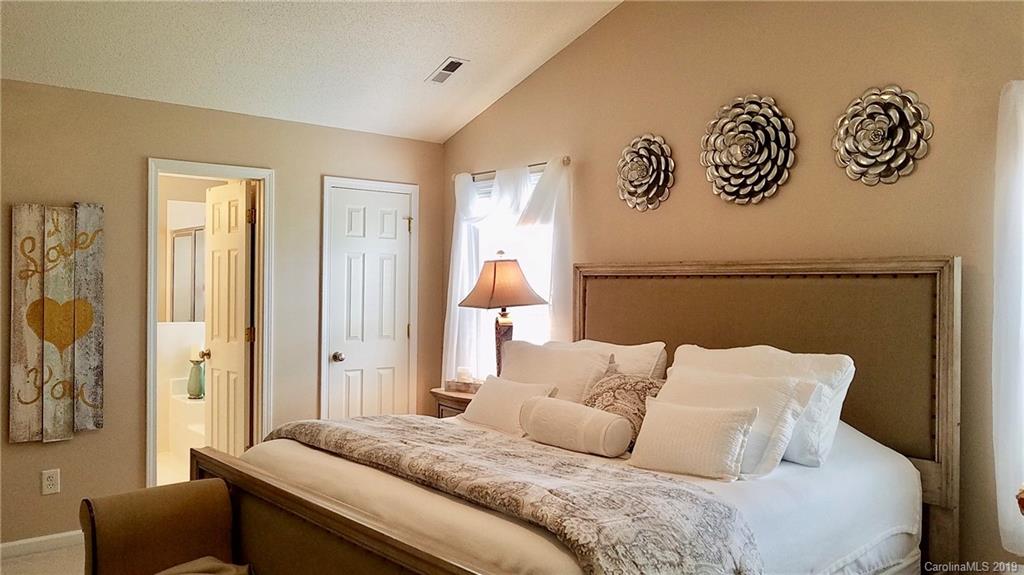 180 Farm Valley Road Fletcher, NC 28732 - Photo 13 of 36