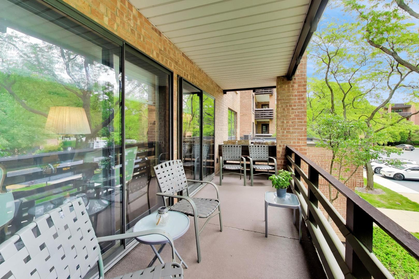 1066 Shermer Road, Unit 20 Northbrook, IL 60062 - Photo 19 of 27