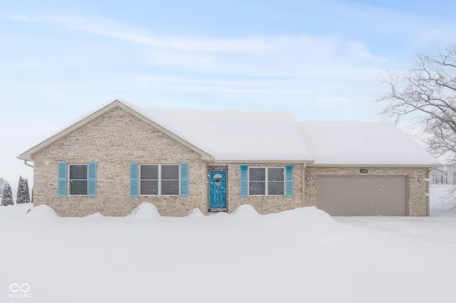 $340,000 | 7156 North County Road 1000 East, Seymour, IN 47274