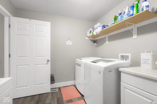 $340,000 | 7156 North County Road 1000 East, Seymour, IN 47274