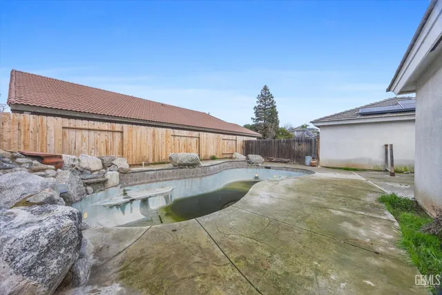 $380,000 | Undisclosed Address, Bakersfield, CA 93308