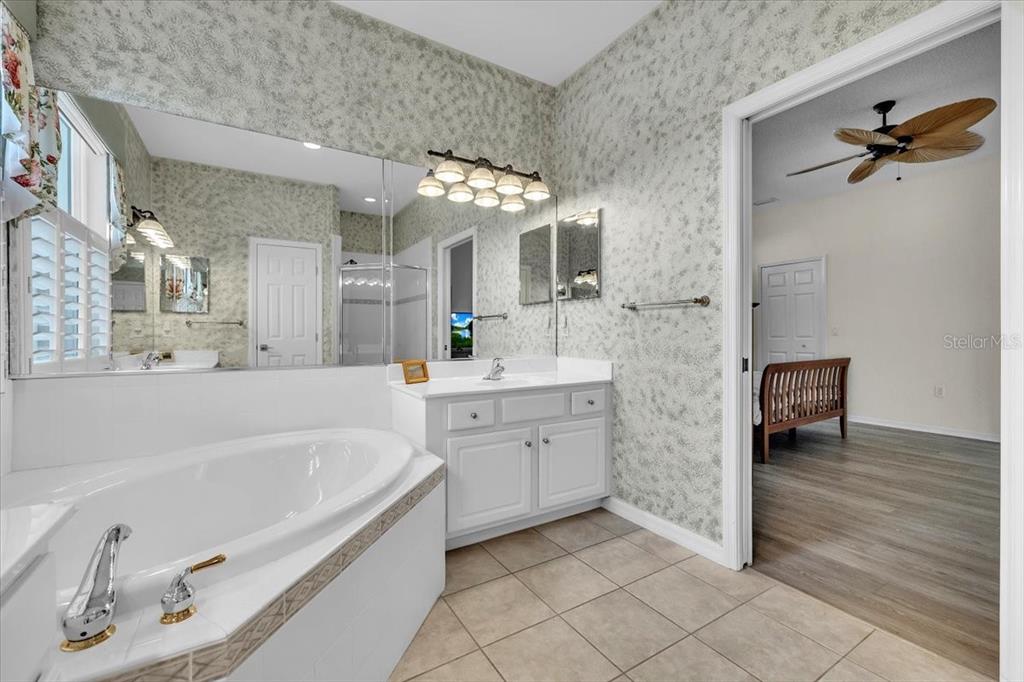 7626 Desert Inn Way Lakewood Ranch, FL 34202 - Photo 29 of 58 Gallery Image 29