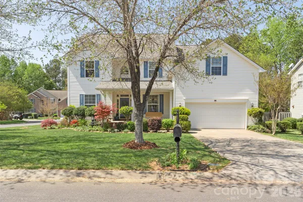 $615,000 | 14926 Bridle Trace Lane, Pineville, NC 28134