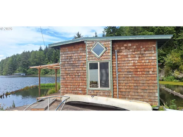 $119,000 | Tahkenitch Lake, Gardiner, OR 97441
