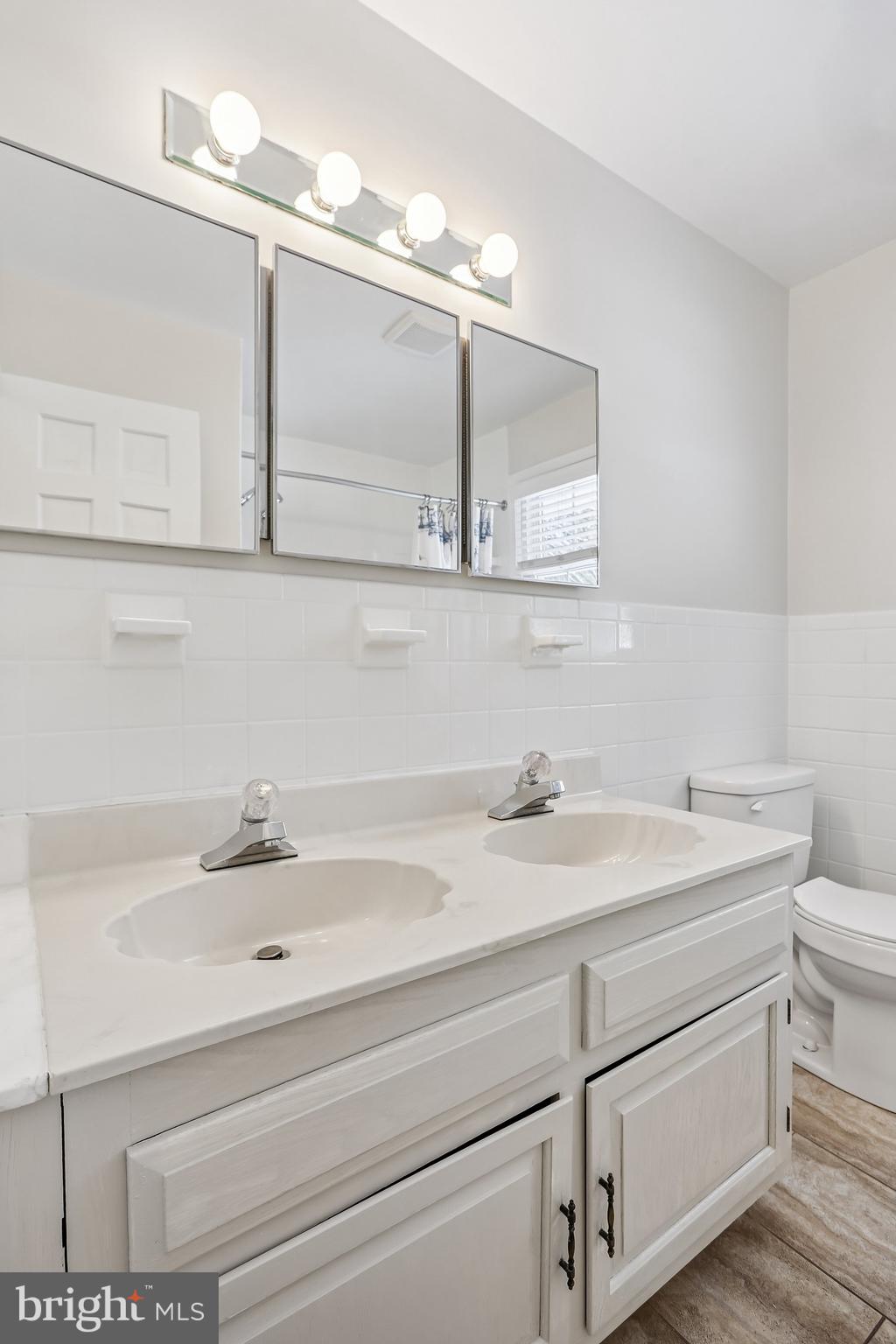 513 Beaumont Road Silver Spring, MD 20904 - Photo 24 of 58 Updated Full Bath #2 on the Main Level