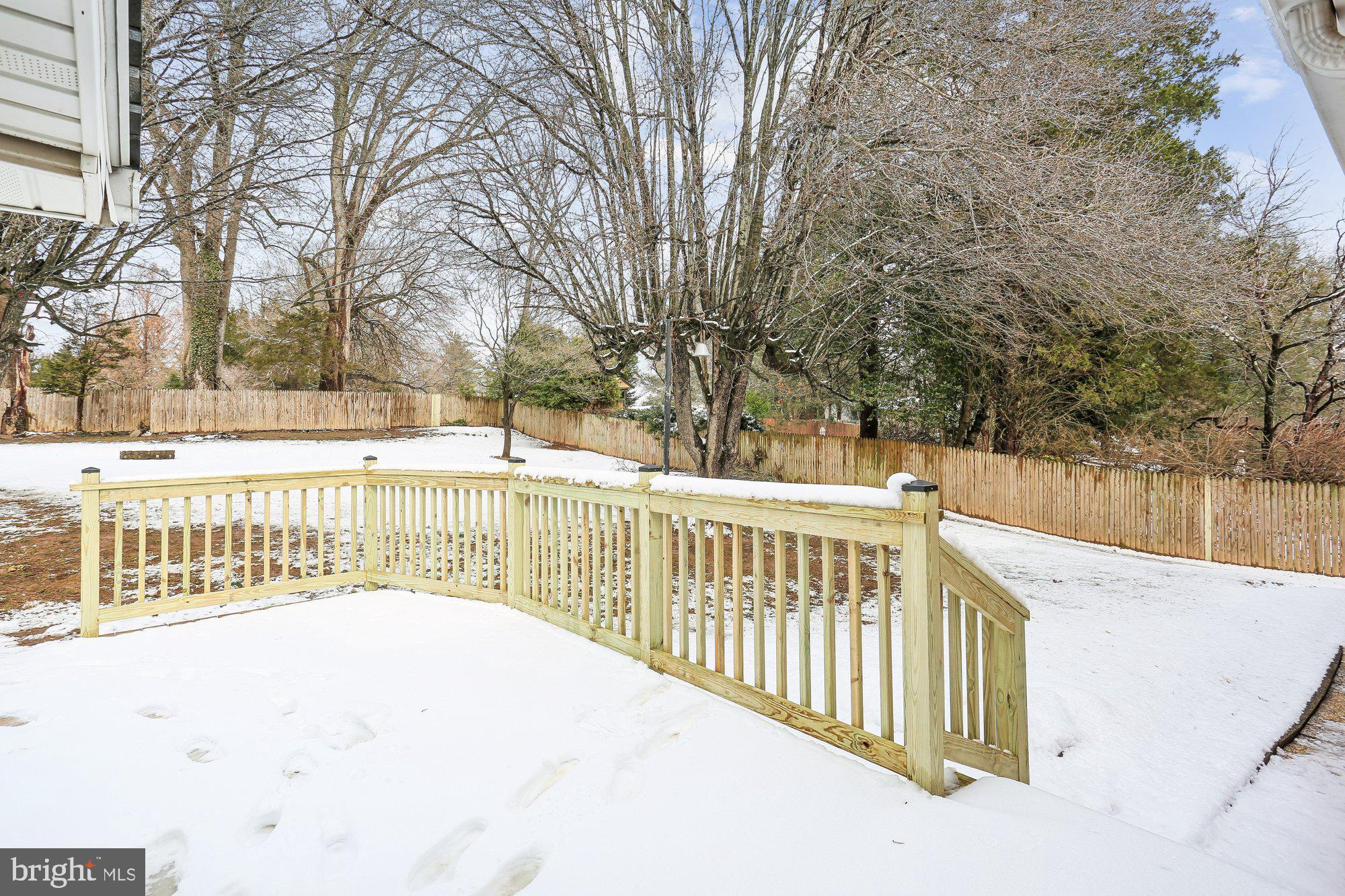 513 Beaumont Road Silver Spring, MD 20904 - Photo 40 of 58 New Pressure Treated Wood Deck