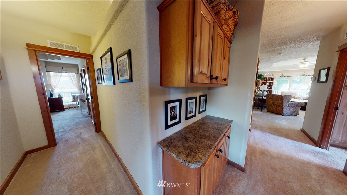 90 Golden Road Oroville, WA 98844 - Photo 17 of 40 Gallery Image 17