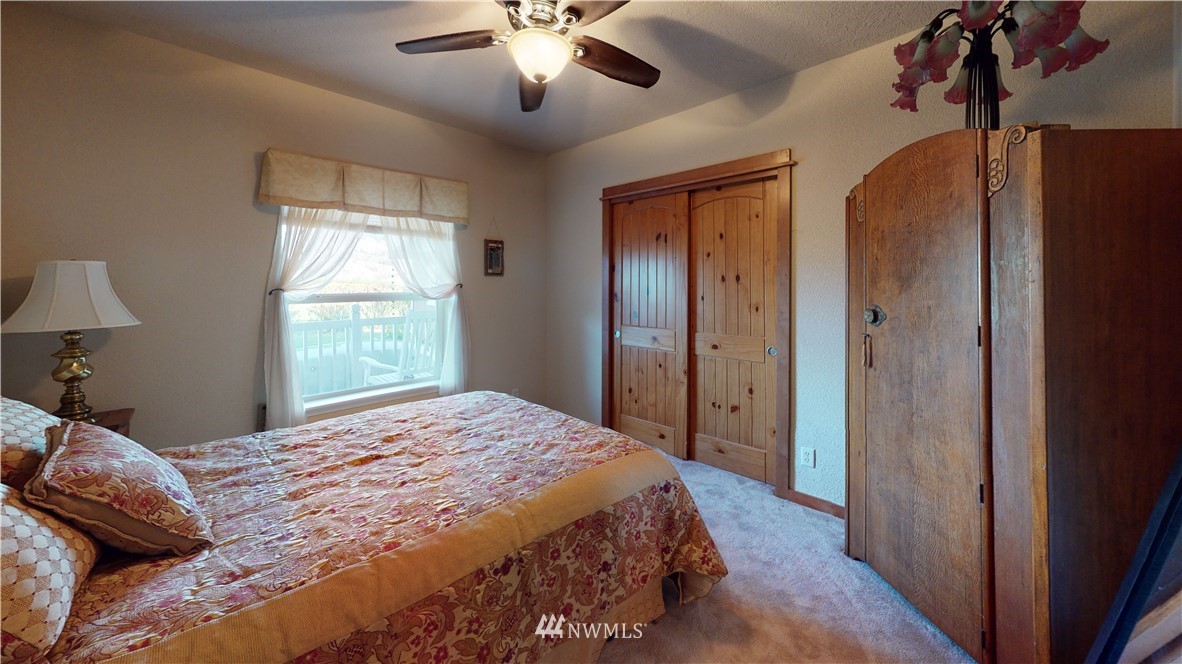 90 Golden Road Oroville, WA 98844 - Photo 18 of 40 Gallery Image 18