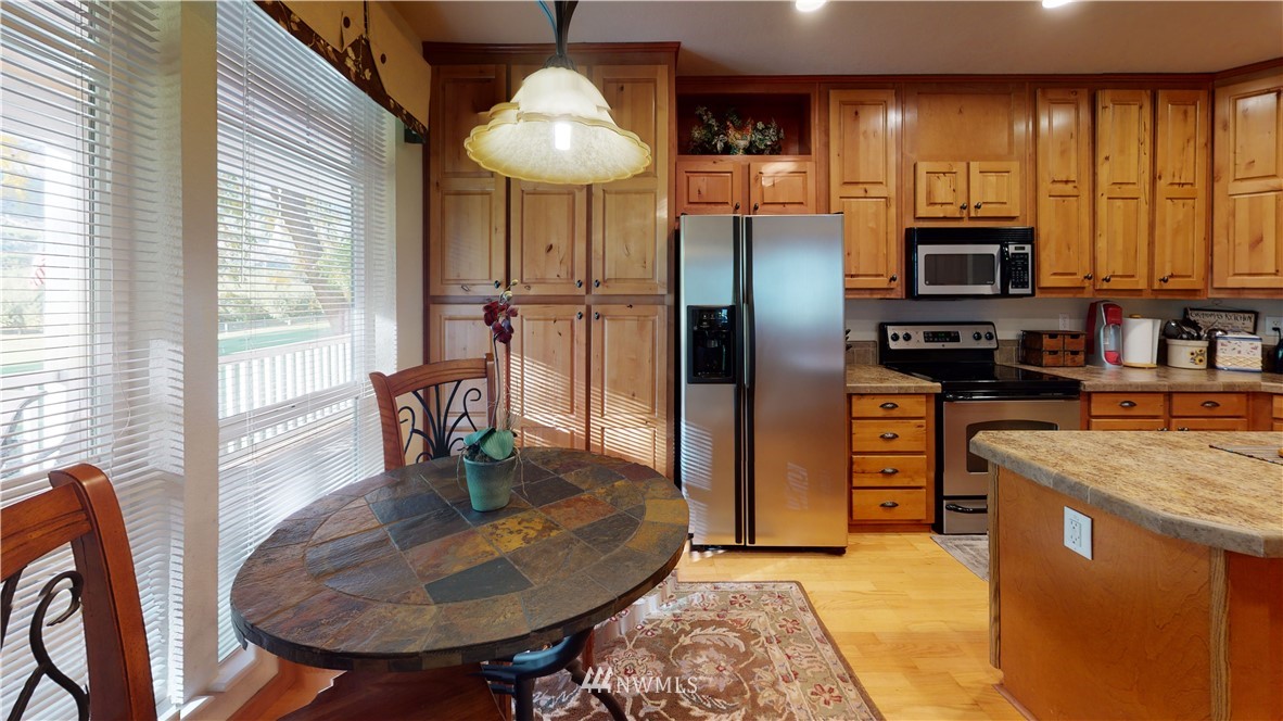 90 Golden Road Oroville, WA 98844 - Photo 27 of 40 Gallery Image 27