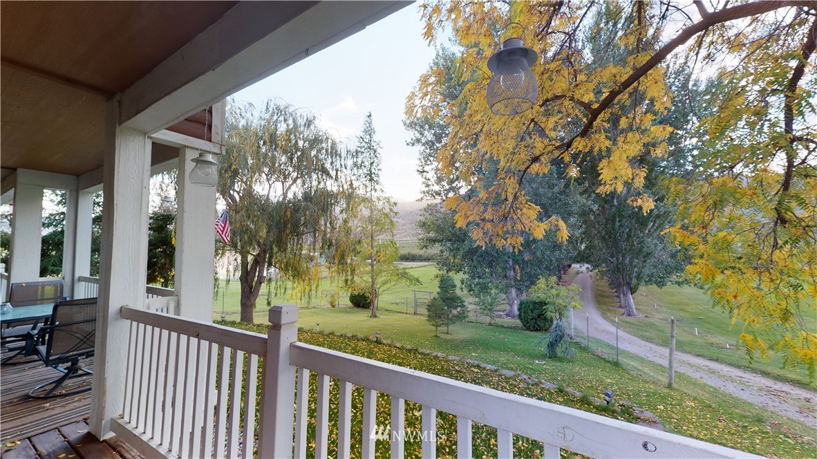 90 Golden Road Oroville, WA 98844 - Photo 36 of 40 Gallery Image 36