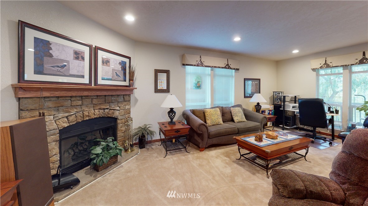90 Golden Road Oroville, WA 98844 - Photo 8 of 40 Gallery Image 8