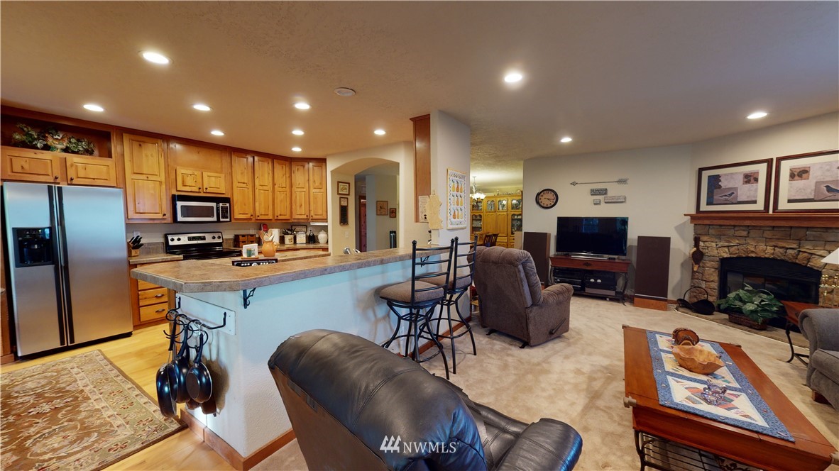 90 Golden Road Oroville, WA 98844 - Photo 9 of 40 Gallery Image 9