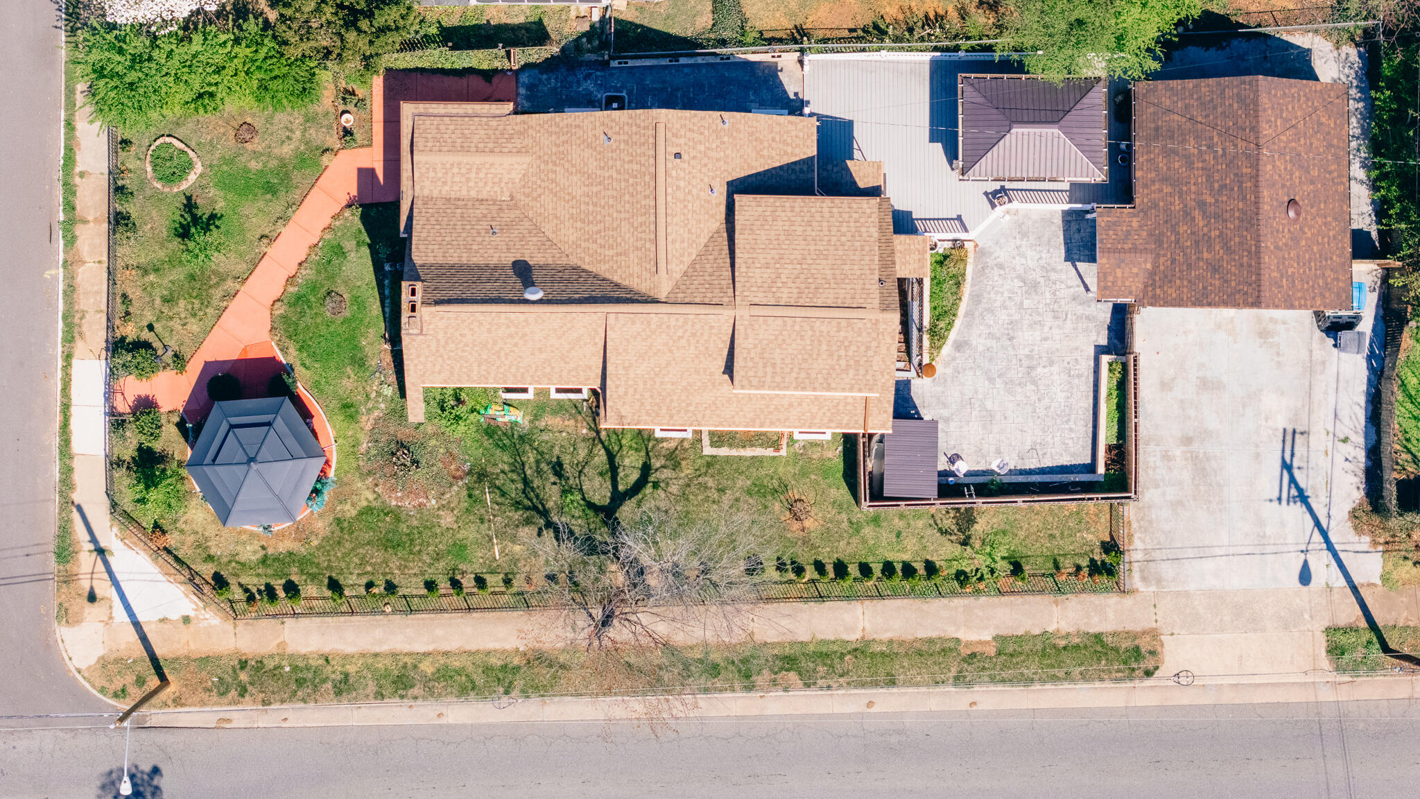 1928 Warrington Road Southwest Roanoke, VA 24015 - Photo 56 of 58 DJI_20260407123517_0140_D