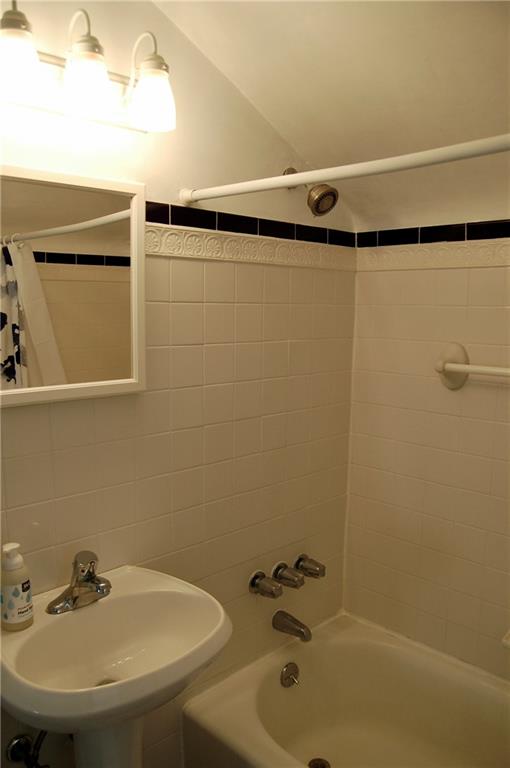 589 Thompson Run Road Pittsburgh, PA 15237 - Photo 14 of 24 Gallery Image 14