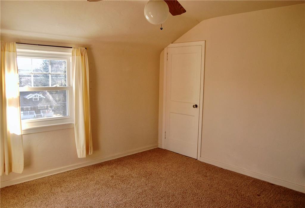 589 Thompson Run Road Pittsburgh, PA 15237 - Photo 10 of 24 Gallery Image 10